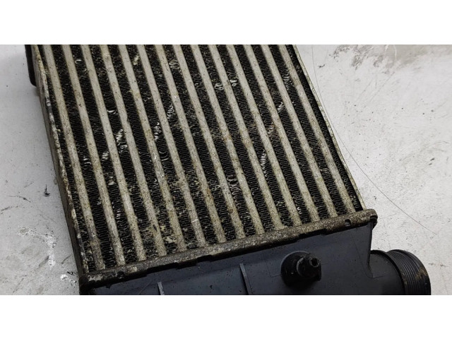 Интеркулер  8e0145805aa   Audi A4 S4 B7 8E 8H 2.0