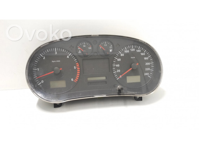 Přístrojová deska  Seat Toledo II (1M) 2000 88311292, W01M0920820E  