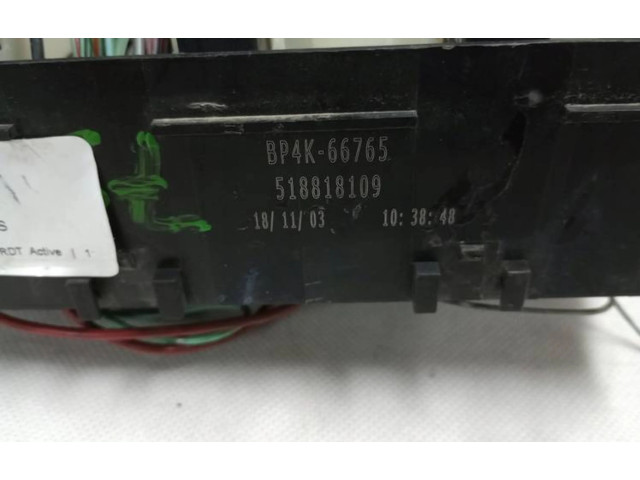 Блок предохранителей  518818109   Mazda 3 I    