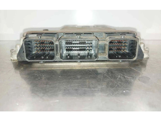 Блок управления двигателем ECU 9656169780   Peugeot 206+