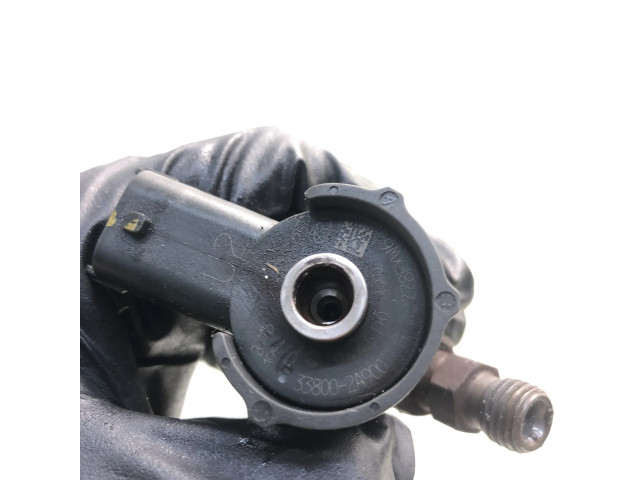 Vstřikovač 338002A900, 0445110320   Hyundai i30  pro naftový motor 1.6  