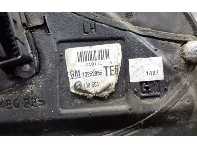 Зеркало (управляемое электричеством) 13252955   Opel Astra H    