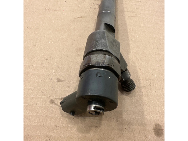 Vstřikovač 0445110111   Alfa Romeo 156  pro naftový motor 2.4  