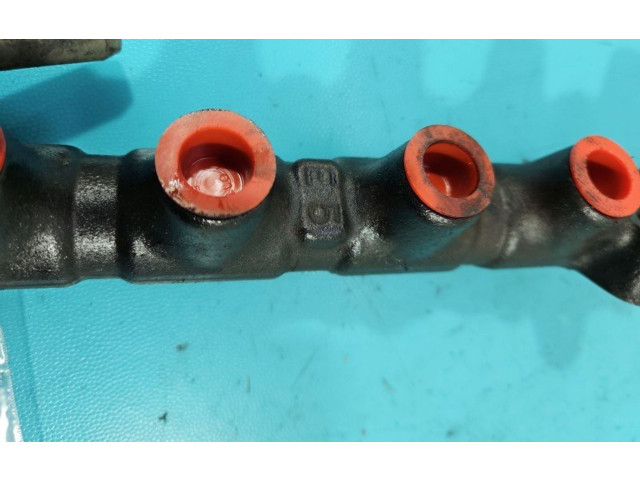 Vstřikovací lišta IMPRK1383537   Toyota Corolla E120 E130     