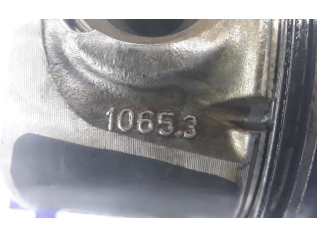  Поршень с шатуном  10653, 10653  Renault Laguna III  