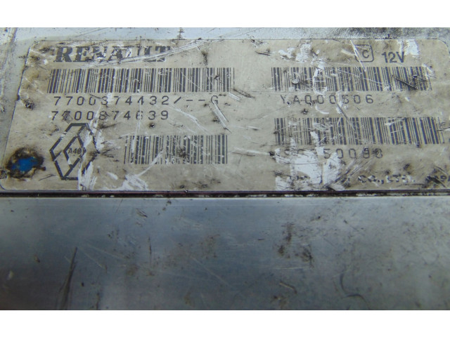 Řídící jednotka 7700874639   Renault Safrane 1997