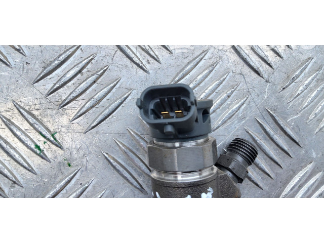 Vstřikovač 9828959880, 0445110955   Peugeot 3008 II     