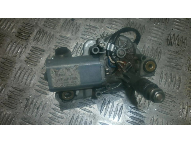 Моторчик заднего дворника     Nissan Primera