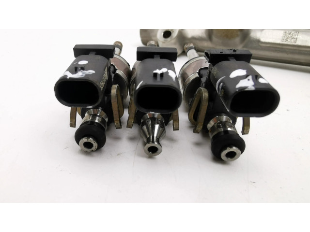 Vstřikovač 0261500443, 05C133320A   Skoda Octavia Mk4  pro benzínový motor 1.0  