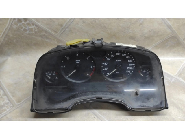Přístrojová deska  Opel Zafira A 2000 EJ09228757, 93240660  