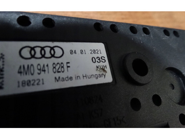 Блок предохранителей     Audi A8 S8 D5    