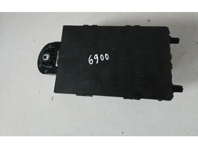   Pojistková skříňka 31682732   Volvo XC60 2018