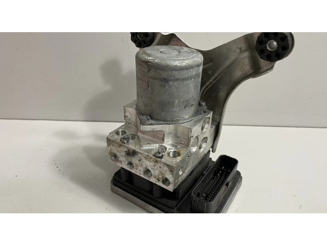 Jednotka ABS 6882929, 6882931   BMW 7 G11 G12 2017
