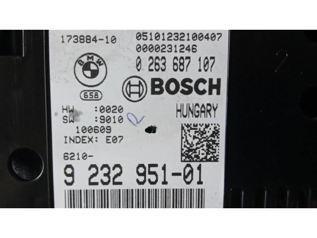 Přístrojová deska  BMW 7 F01 F02 F03 F04 2011 17388410, 9232951  