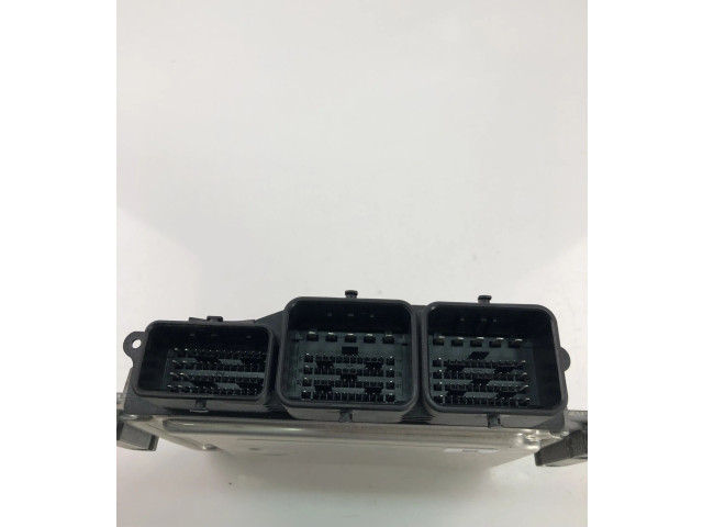 Řídící jednotka 9808016480, 0281030548   Peugeot 2008 I 2014