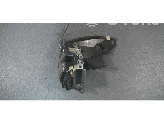 Zámek zadních dveří    Toyota Corolla E110 1998