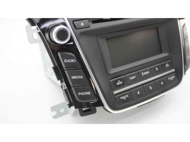 Радио/ проигрыватель CD/DVD / навигация 96170A6210GU    Hyundai i30