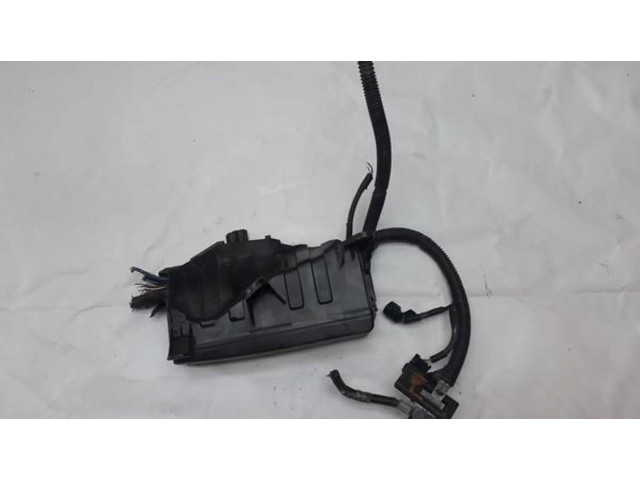   Pojistková skříňka 8266253090, 82662-53090   Lexus  220D-250-350 2006