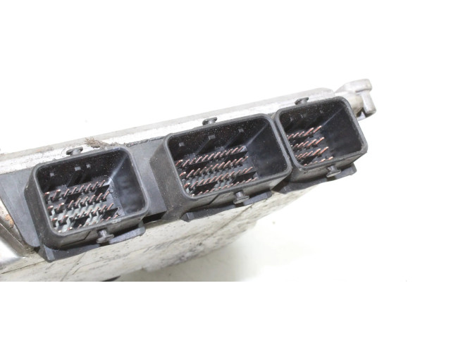 Блок управления двигателя 0281010815, 9644704480   Citroen Jumpy