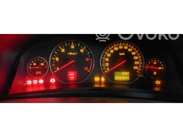 Панель приборов 13136729HT   Opel Signum       