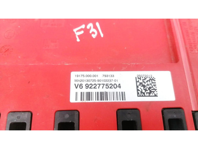   Pojistková skříňka v6922775204   BMW 1 F20 F21 2012