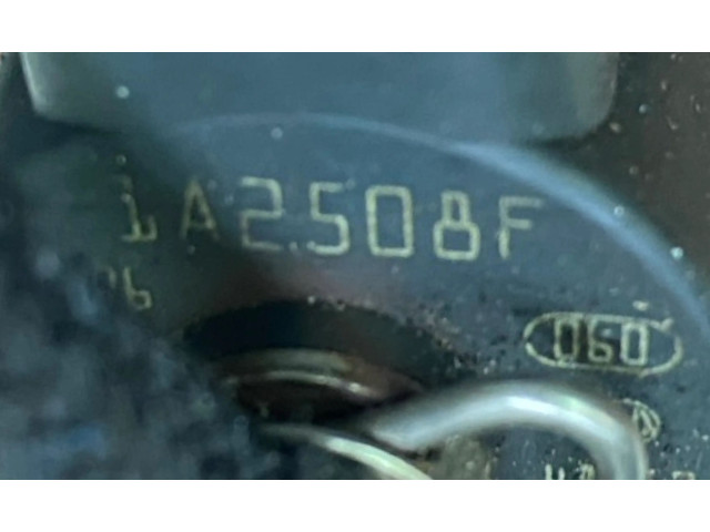 Vstřikovač 0445110078, 8658351   Volvo V70     