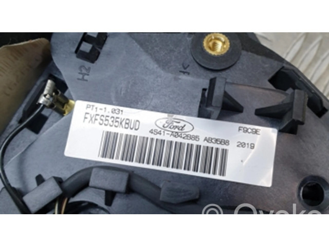 Подушка безопасности водителя 4S41A042B85, FXFS535KBUD   Ford Focus