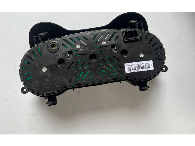 Přístrojová deska  Alfa Romeo Giulietta 2012 50531202, 001395  