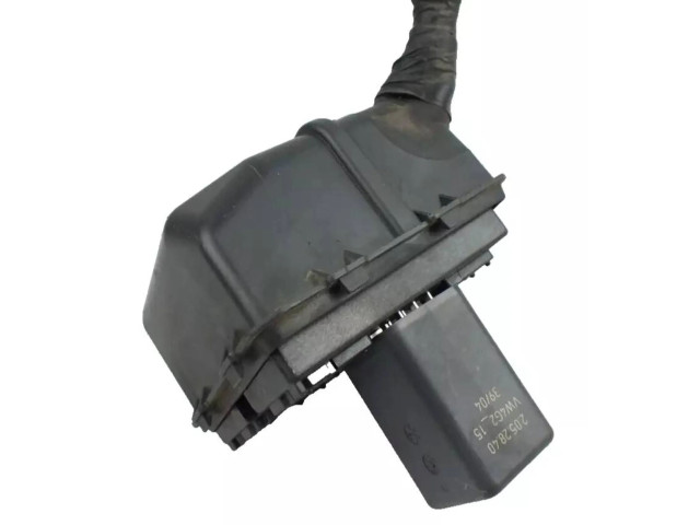 Блок предохранителей  1K0937507B   Volkswagen Golf Plus    