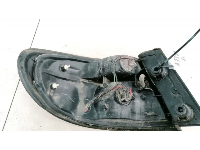 Задний фонарь правый сзади 22061693, 220-61693    Mazda Xedos 9   1993-2001 года