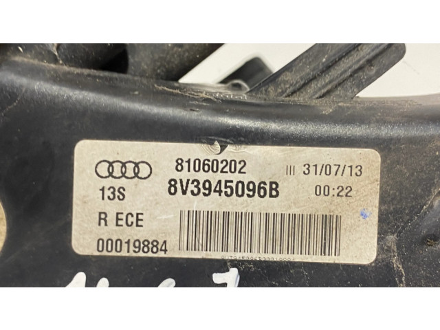 Задний фонарь правый сзади 8V3945096B, 81060202    Audi A3 S3 8V   2013-2019 года