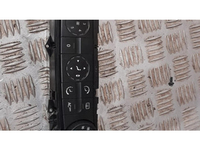 Блок управления климат-контролем 2118300085   Mercedes-Benz E W211