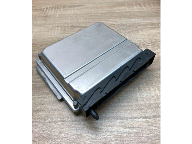Řídící jednotka 08677708A, 0281010319   Volvo S80 2004