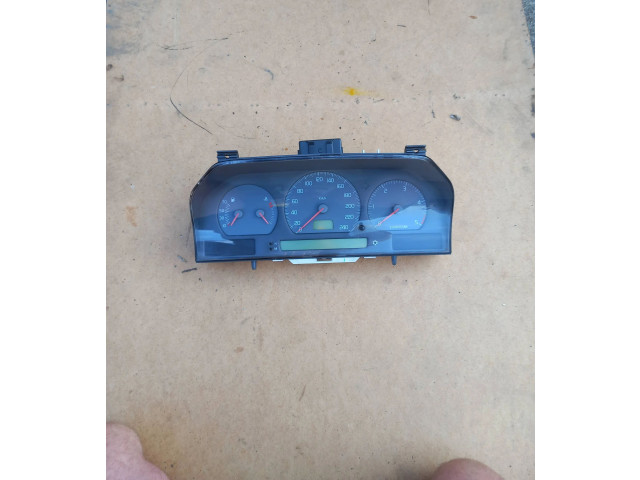 Přístrojová deska  Volvo S70  V70  V70 XC 1998 9168138, 9168386  