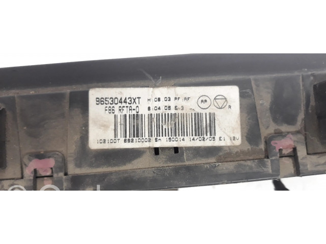 Блок управления климат-контролем 96530443XT   Citroen C3