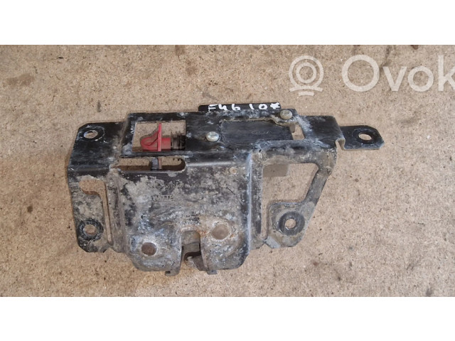 Zámek zadních dveří 51247057364   BMW 3 E46 2005