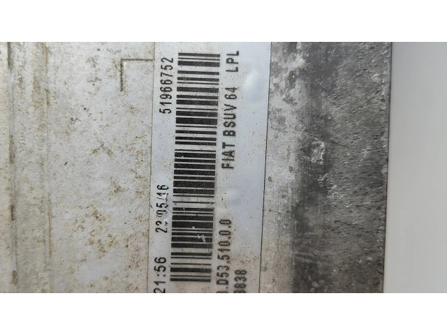 Интеркулер  51966752, 8D5351000   Fiat 500X 1.6