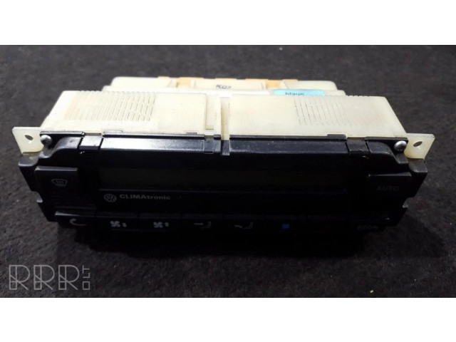 Блок управления климат-контролем 3B1907044A, 5HB007617-02   Volkswagen PASSAT B5