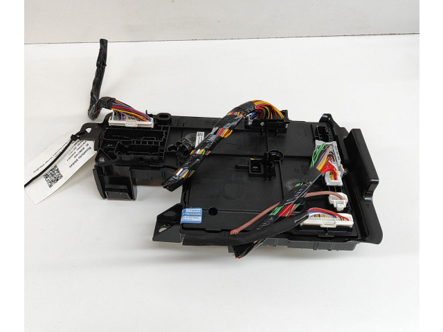 Блок комфорта 167097700A, 165765030B   Tesla Model Y   