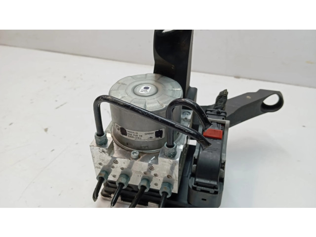 Jednotka ABS 5A6DC77   BMW 1 F40 2023