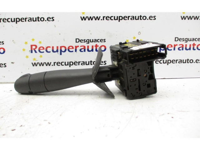 Переключатель дворников    Renault Sandero I