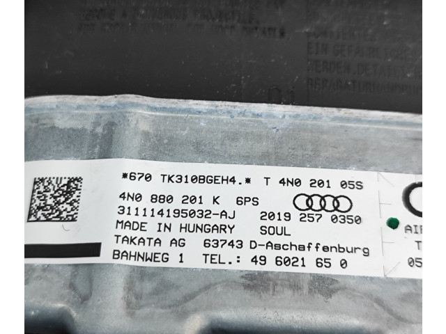 Подушка безопасности водителя 4N0880201K   Audi e-tron