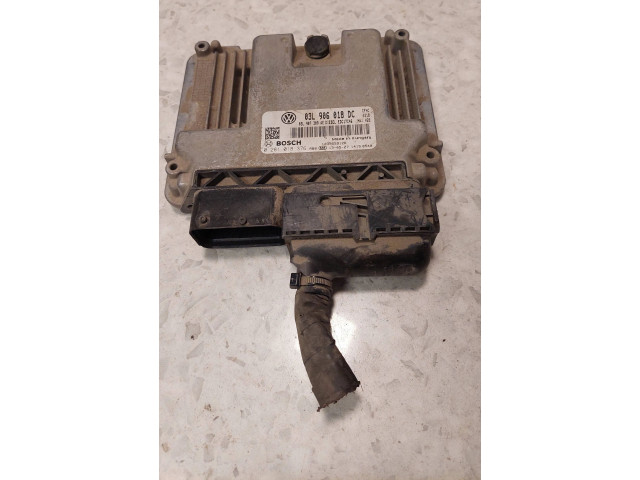 Řídící jednotka 0281018376, 03L906018DC   Volkswagen Caddy 1996