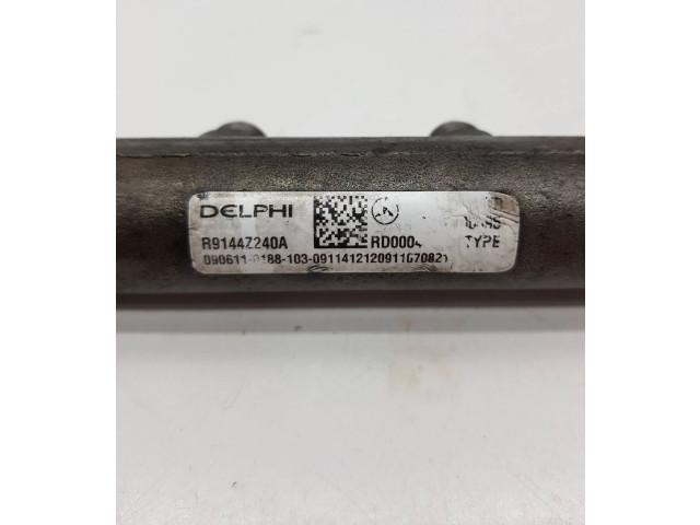 Vstřikovací lišta R9144Z240A, 0906110188103   Mercedes-Benz C W204     