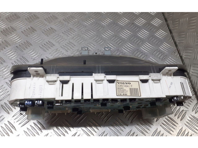 Pojistková skříňka Спидометр (приборный щиток) 30857494   Volvo S40, V40 