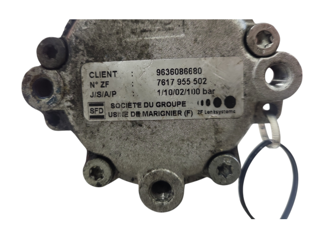 Насос усилителя руля Citroen C5  2001 - 2004 года 9636086680, 7617955502      