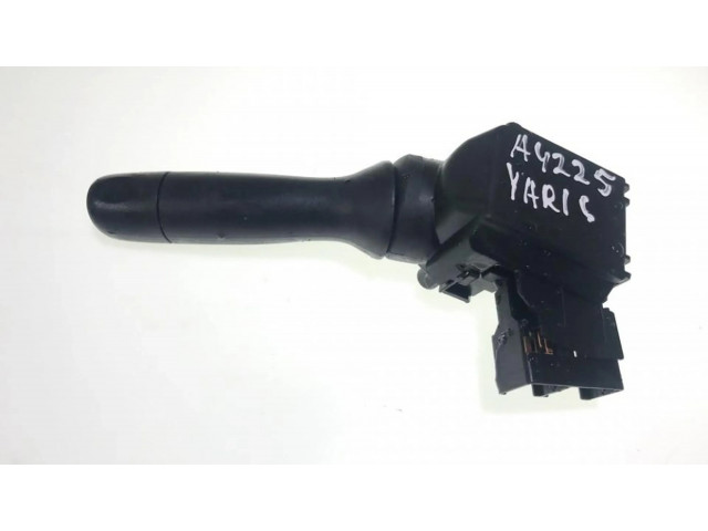 Ручка стеклоочистителей 0d03017f144   Toyota Yaris