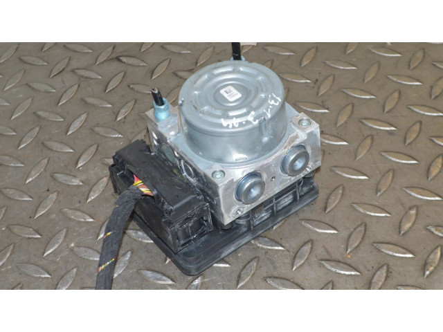 Jednotka ABS 6897114   BMW 4 F32 F33 2019