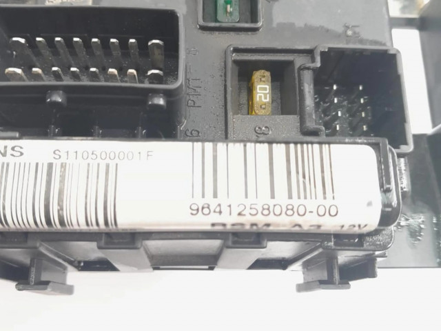 Блок предохранителей 9641258080   Citroen C5    