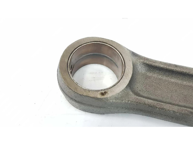 Ojnice  11242243157    BMW 5 E39  2.5